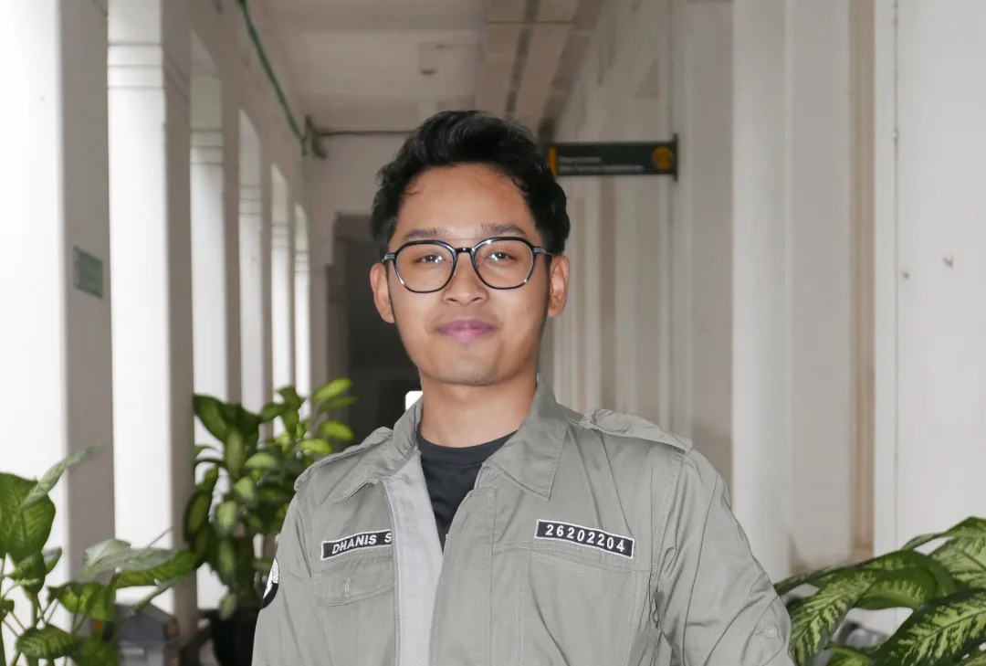 Dhanis Adrianto Setyawan