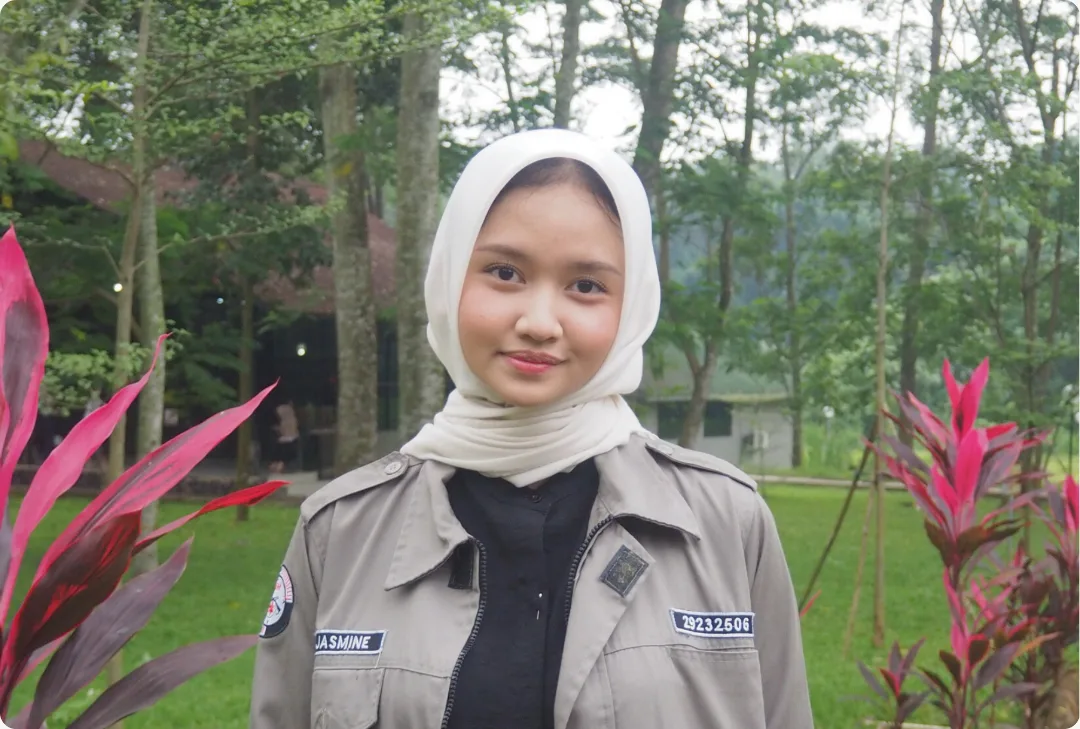 Dinara Jasmine Afra